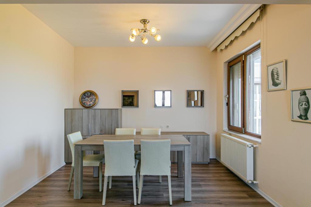 Apartament Lara Park *