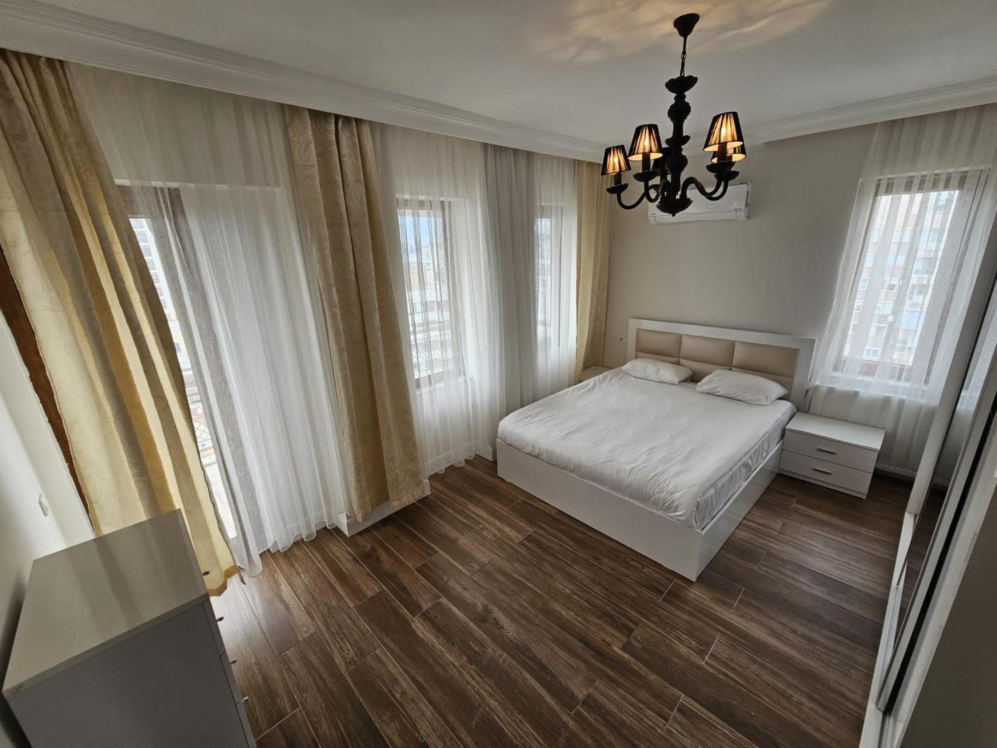 Apartament Lara Park